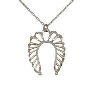 Flora Ciccarelli sterling silver horseshoe pendant necklace